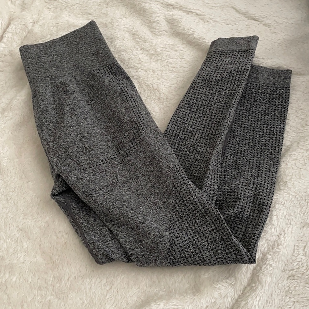 Seamless leggings